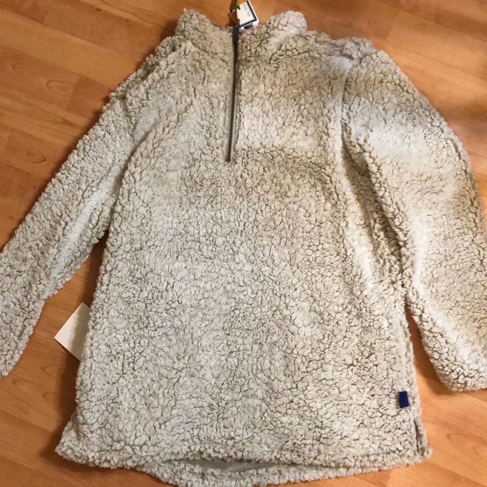Fuzzy pullover - Picture 2 of 6